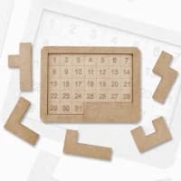 Foto van een andere kalenderpuzzel met alleen de dag